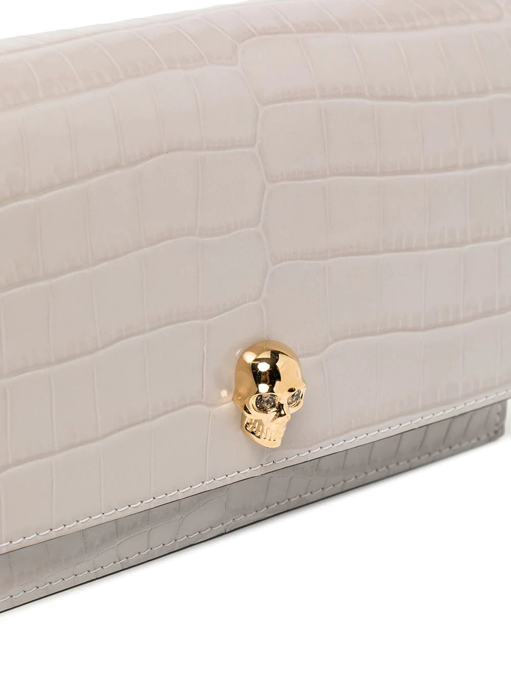 ALEXANDER MCQUEEN BAG 04