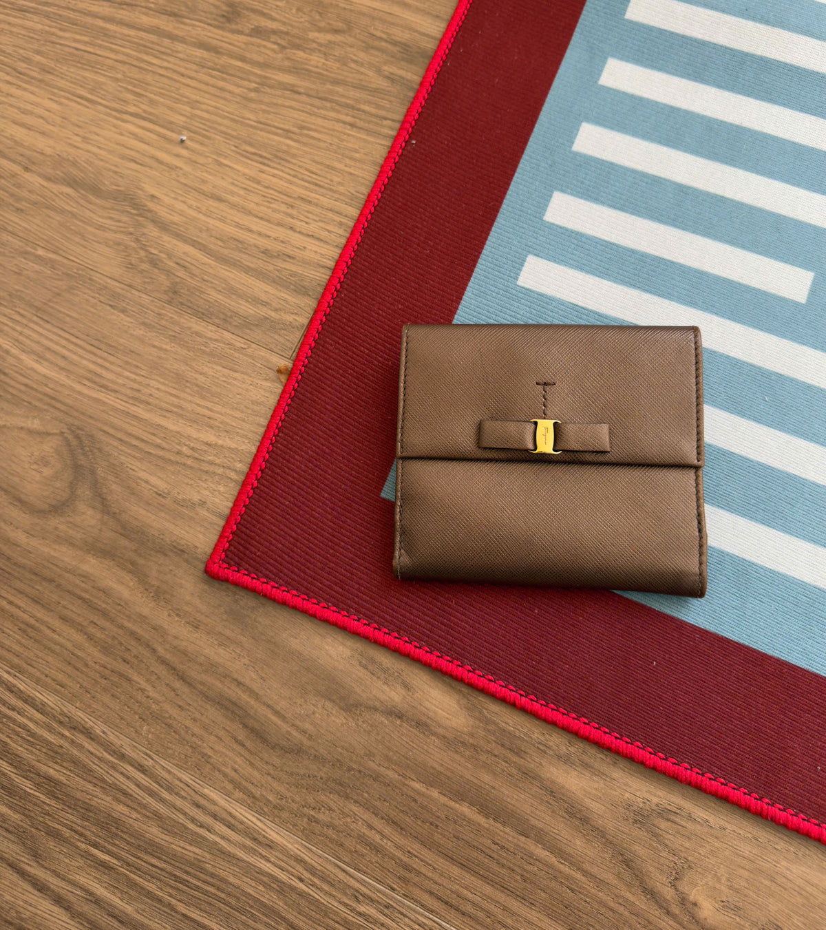 FERRAGAMO WALLET 001
