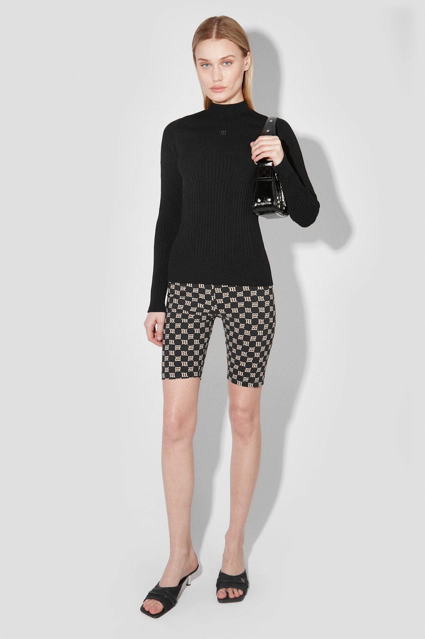 MISBHV SHORT 01