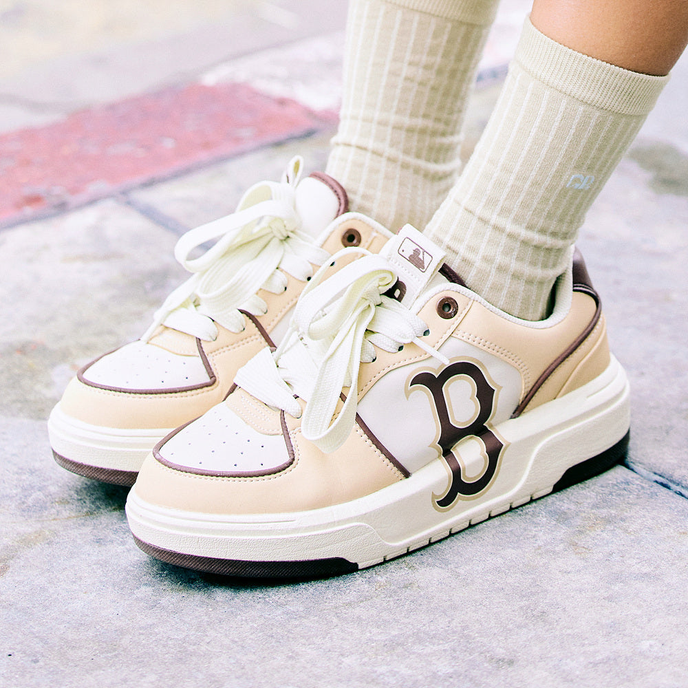 MLB SNEAKER 02
