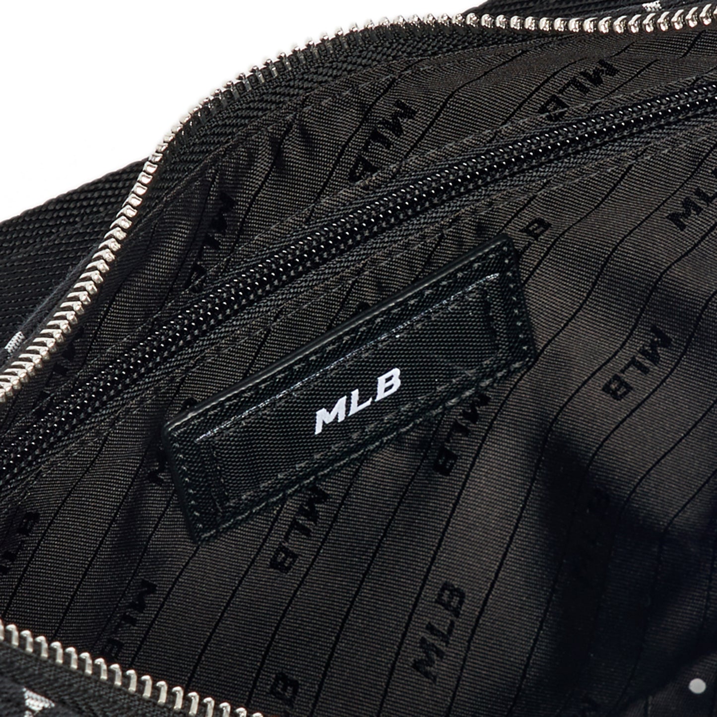 MLB BAG 16