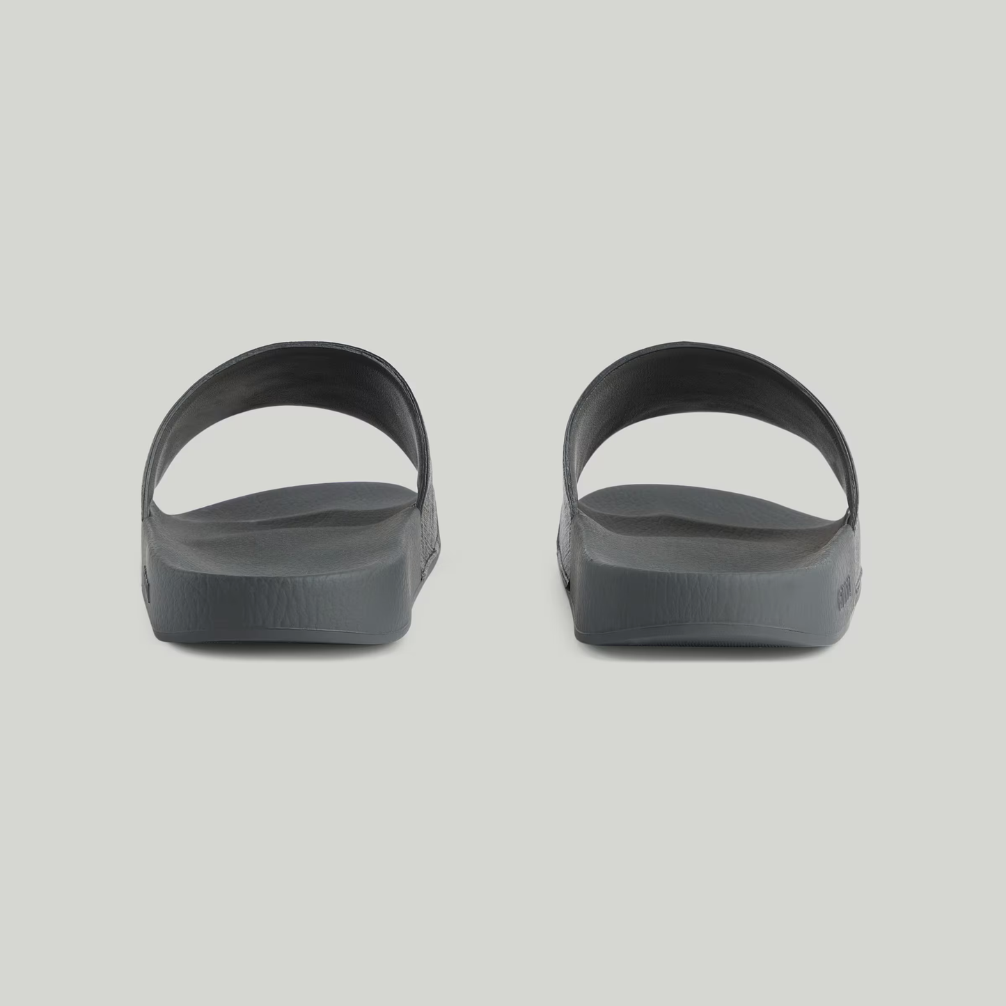 GUCCI SLIDES 13