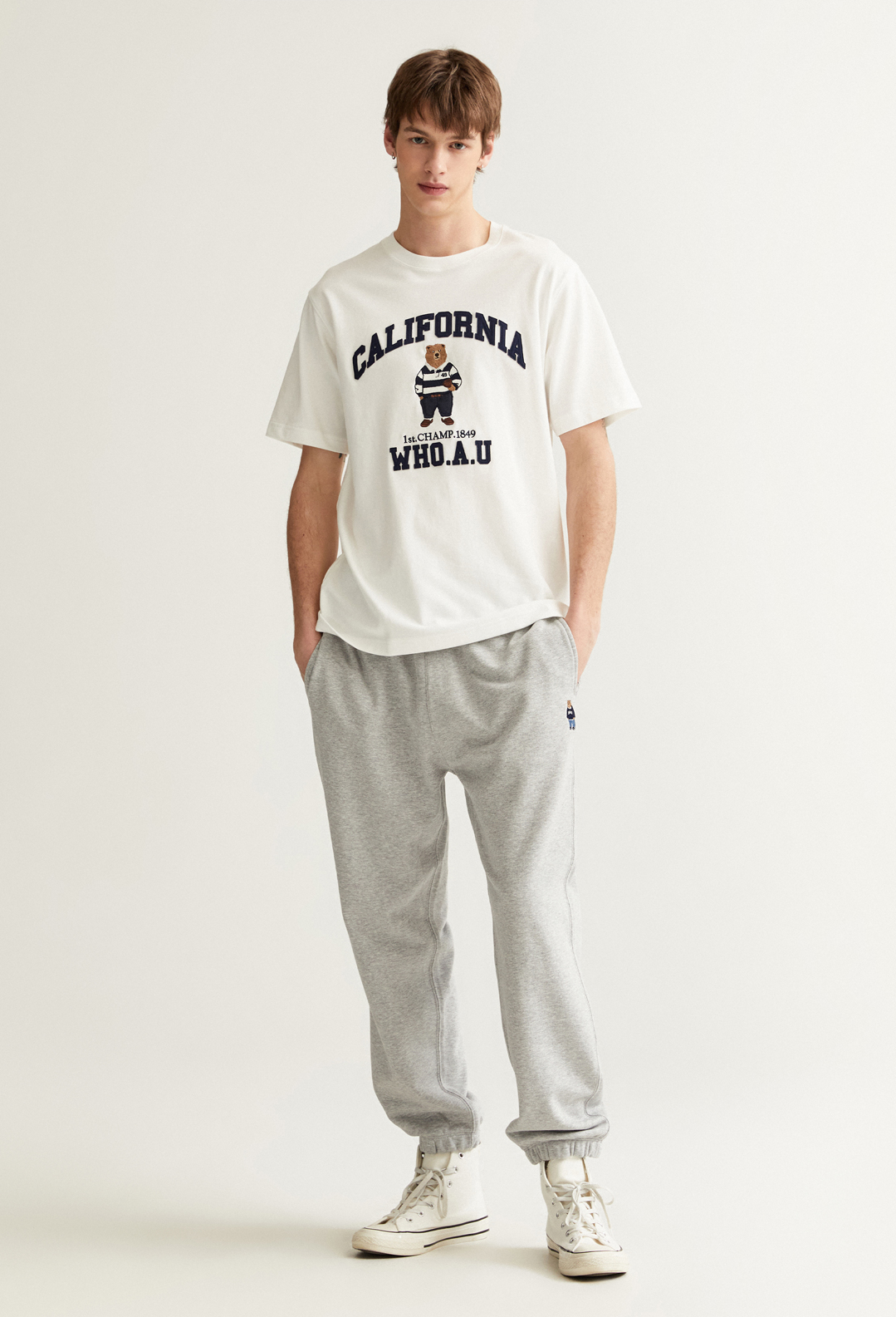 WHOAU T-SHIRT