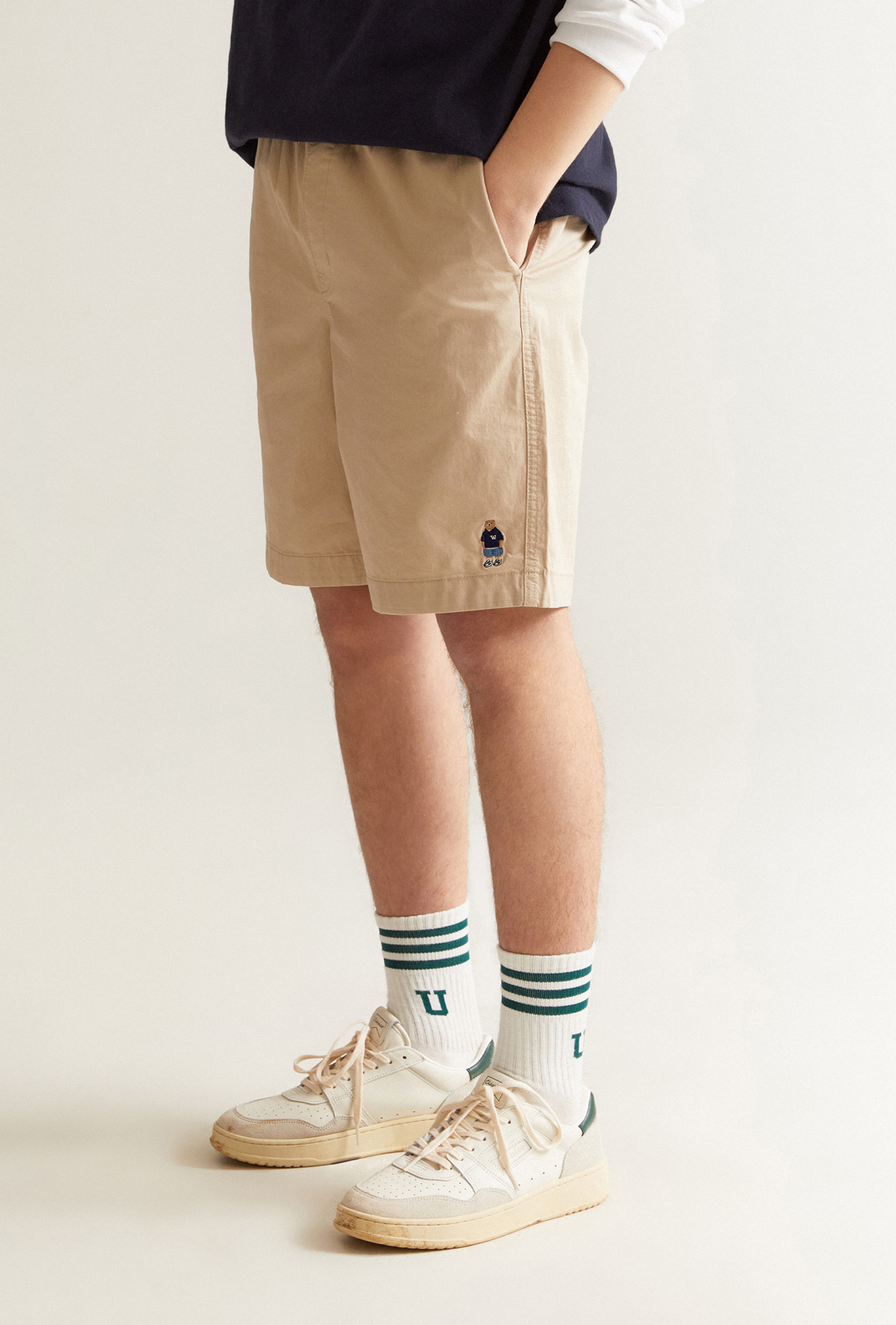 WHOAU SHORT