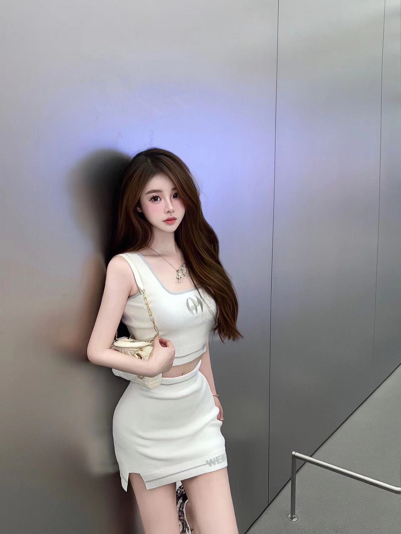 WEIRD MARKET SKIRT 02