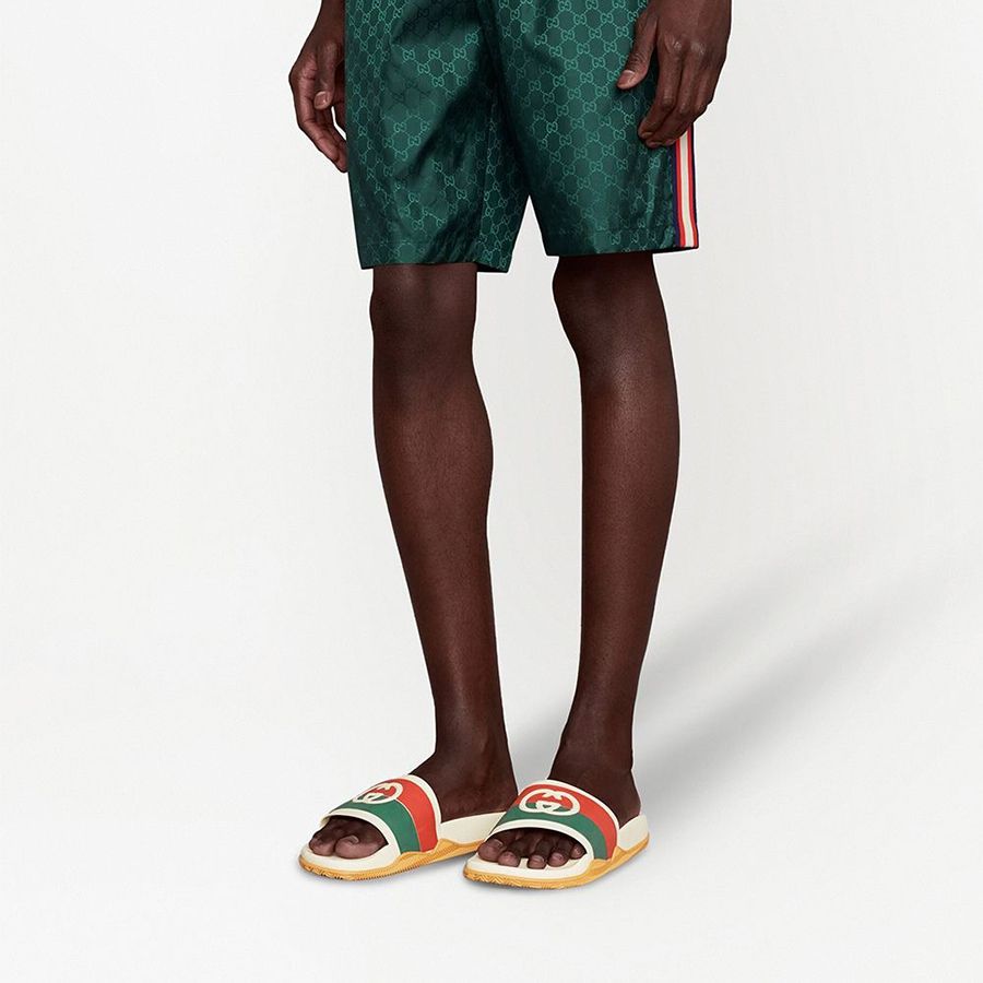 GUCCI SLIDES 32