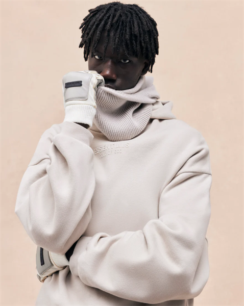 FOG ESSENTIALS HOODIE 06