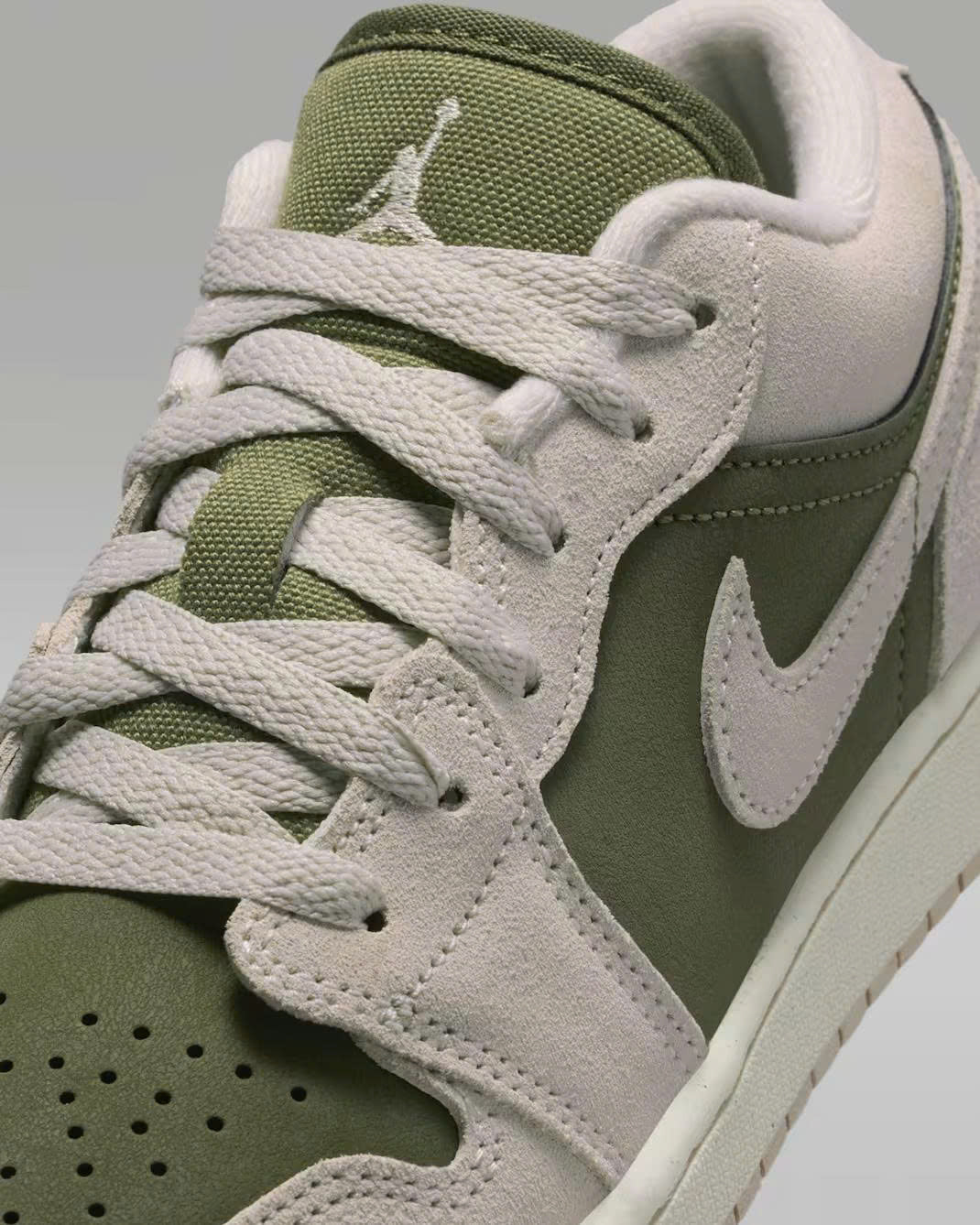 NIKE JORDAN 1 LOW ALL SE 'MEDIUM OLIVE SAIL'