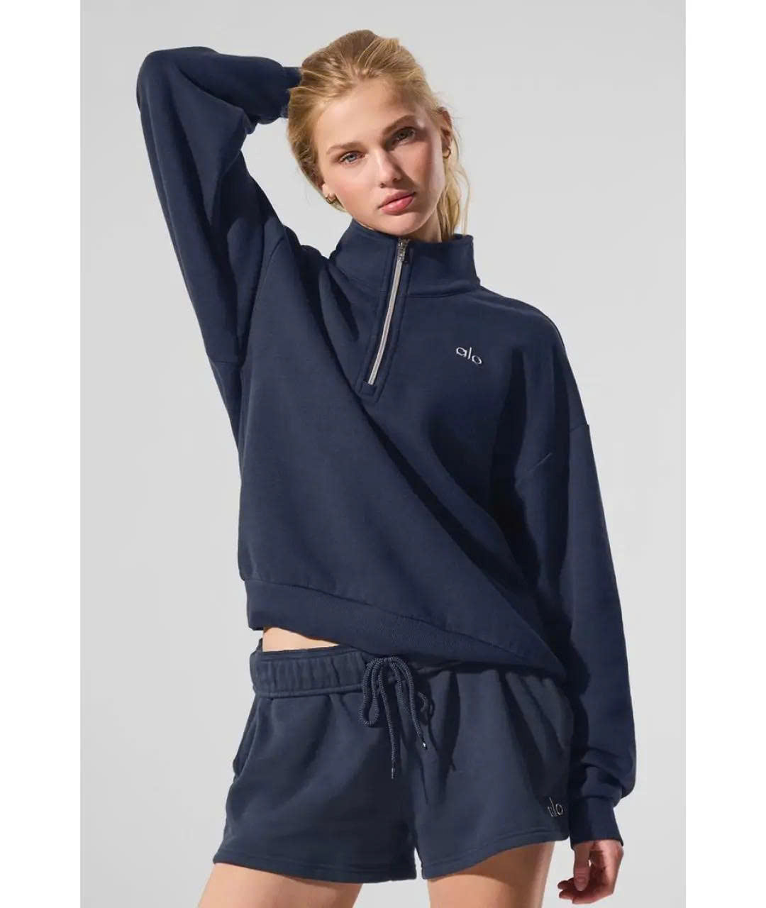 ALO SWEATER 02