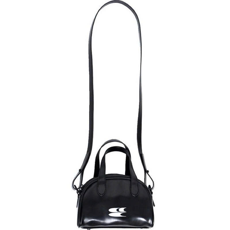 CRYING CENTER BAG 18