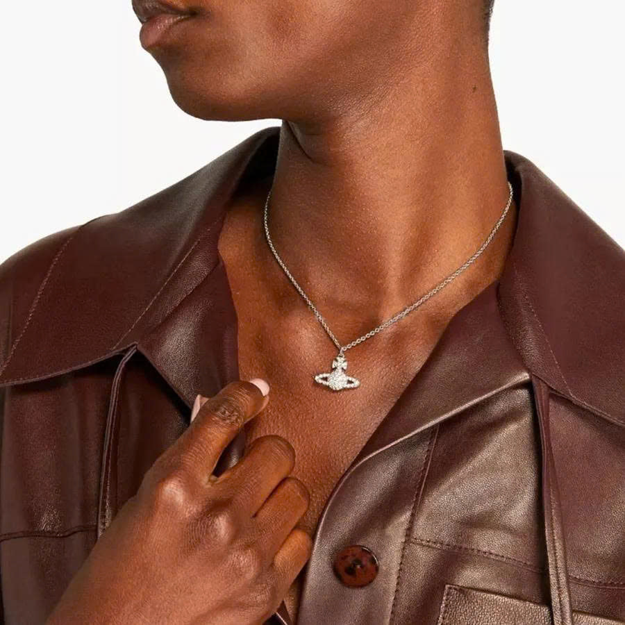 VIVIENNE WESTWOOD NECKLACE 09