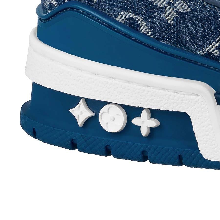LOUIS VUITTON SNEAKERS 01