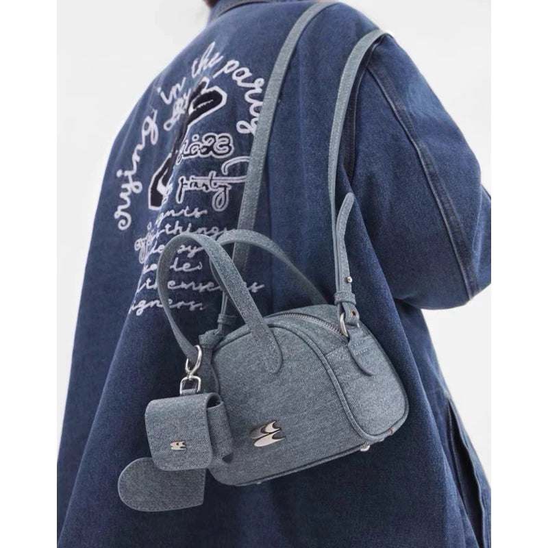 CRYING CENTER BAG 10