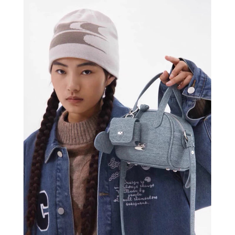 CRYING CENTER BAG 10