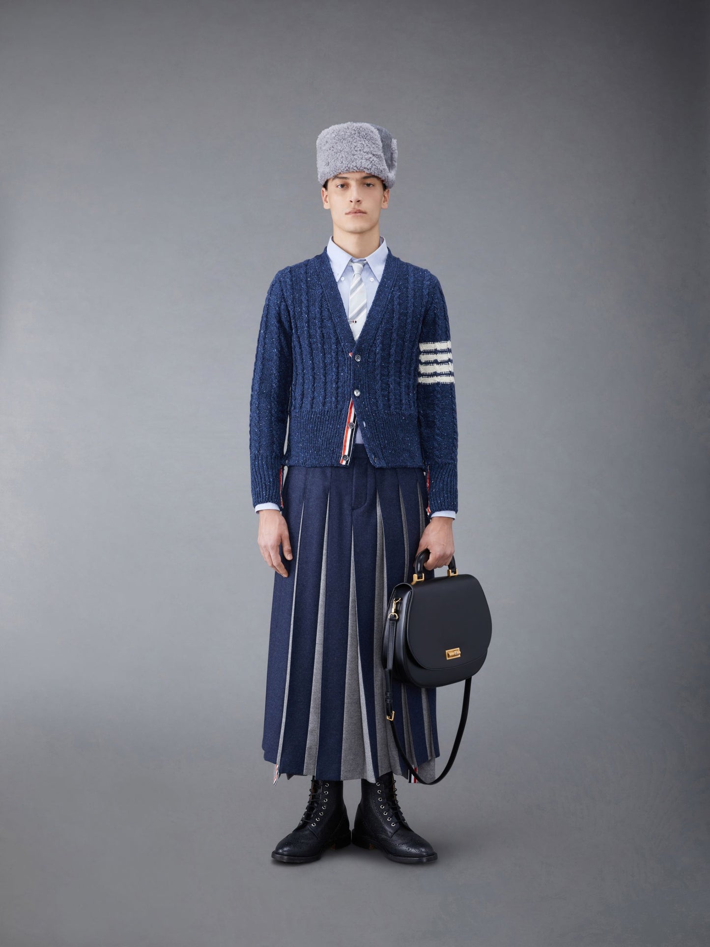 THOM BROWNE CARDIGAN 06