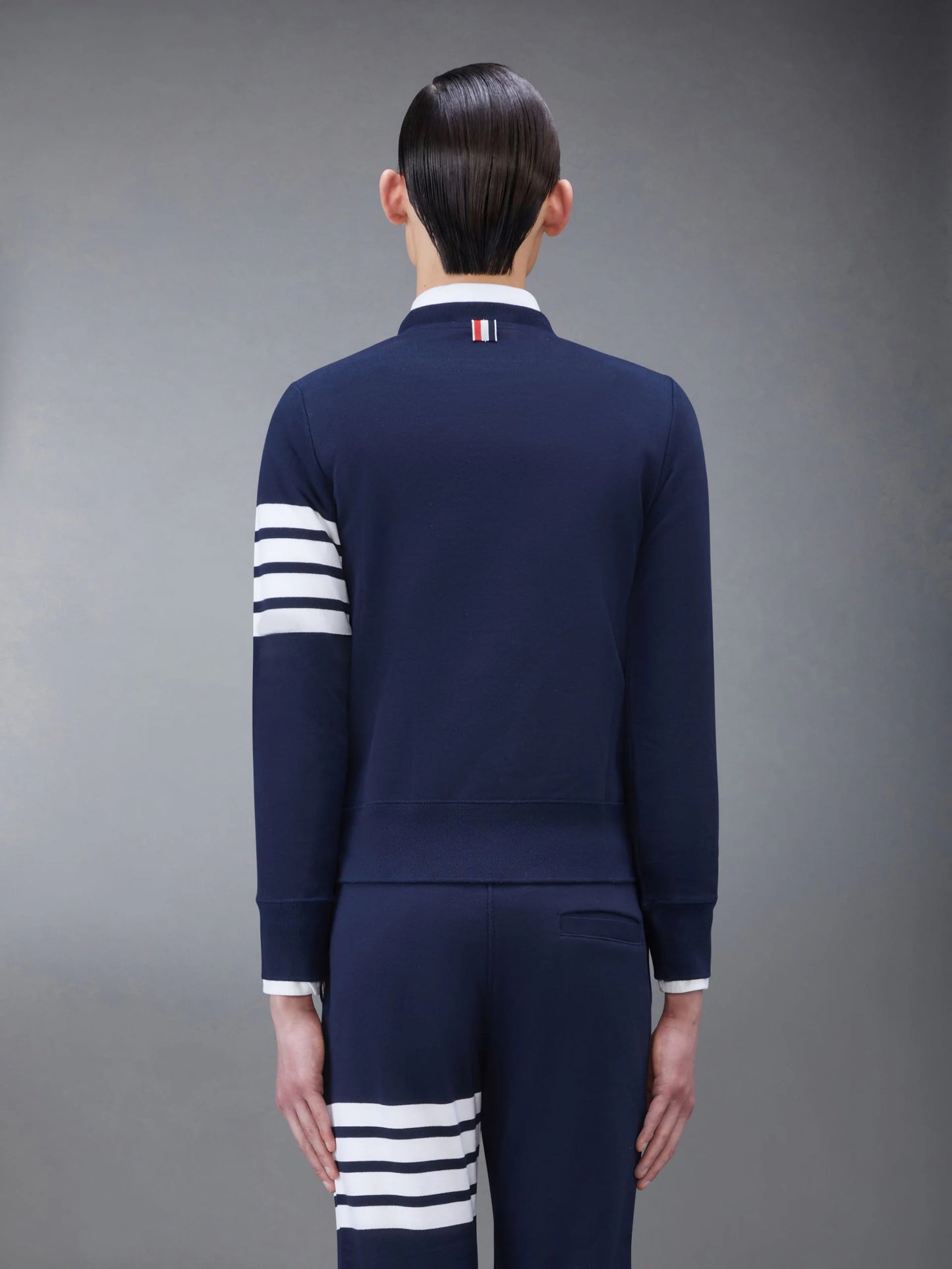 THOM BROWNE SWEATER 01