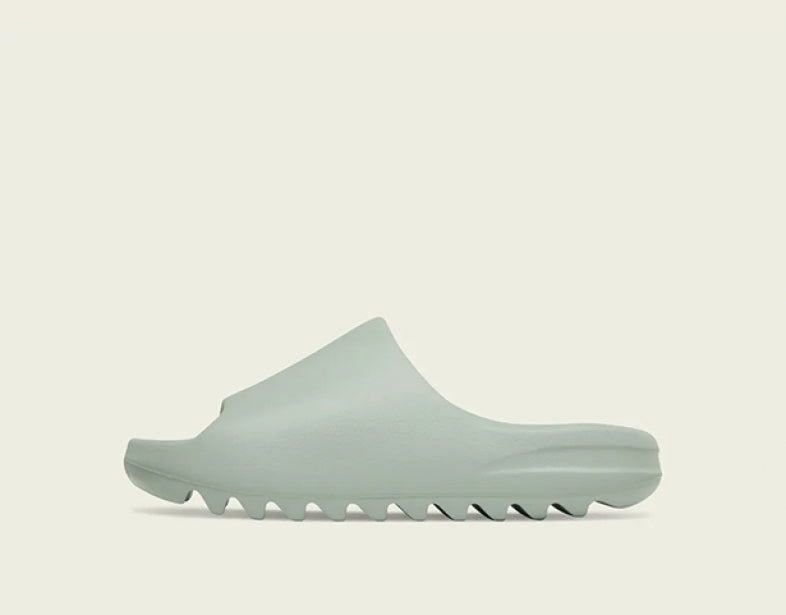 ADIDAS YEEZY SLIDES ID5480