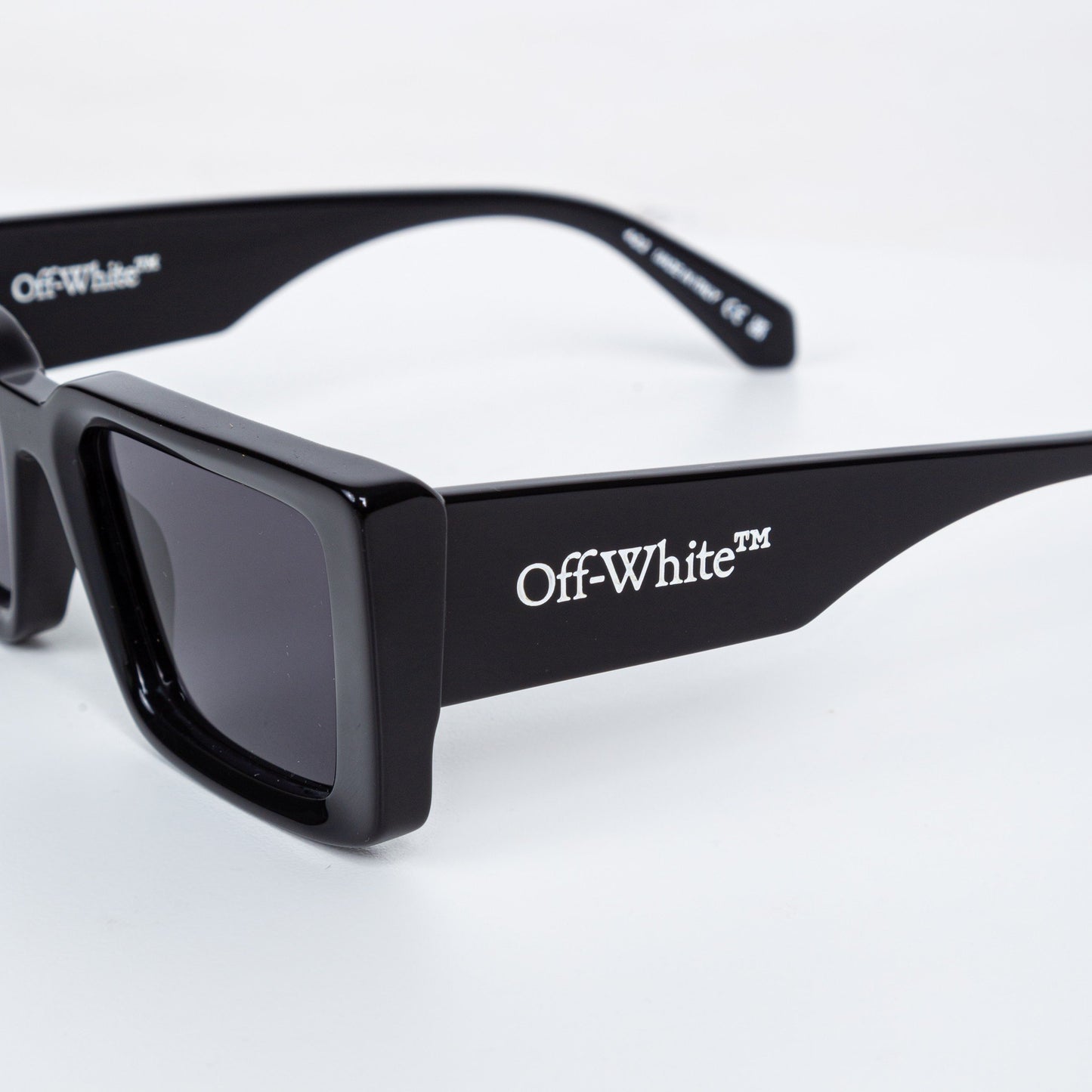 OFF-WHITE GLASSES 02