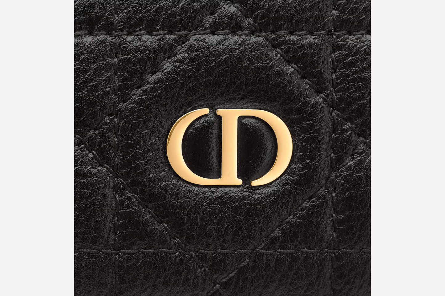 DIOR CARD HOLDER 01
