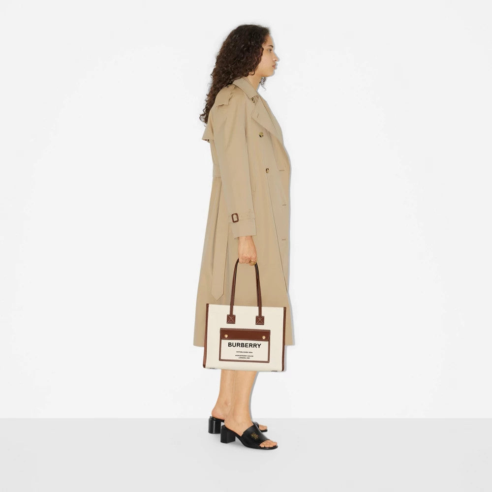 BURBERRY BAG 01 (SMALL)
