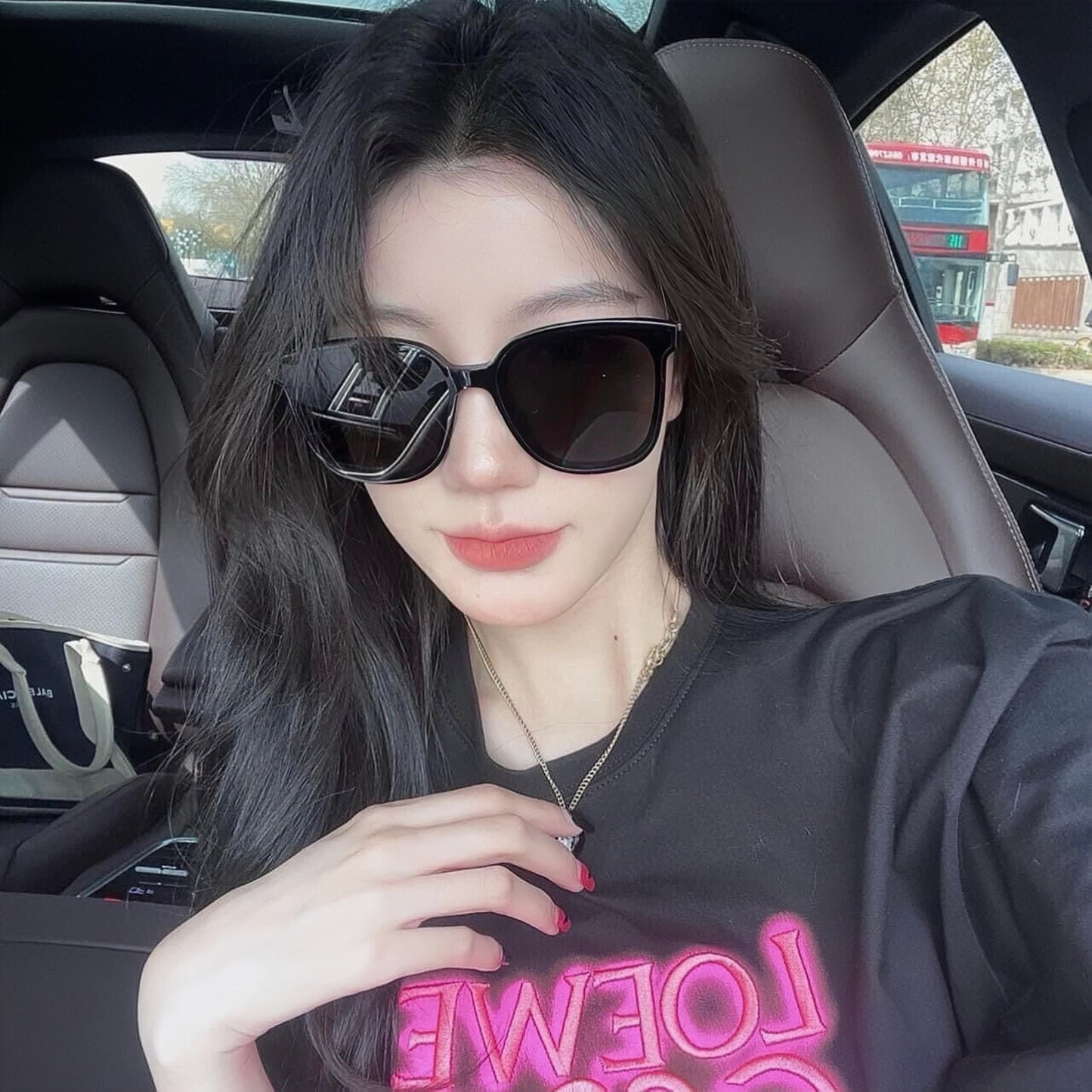 GM JACKIE 01