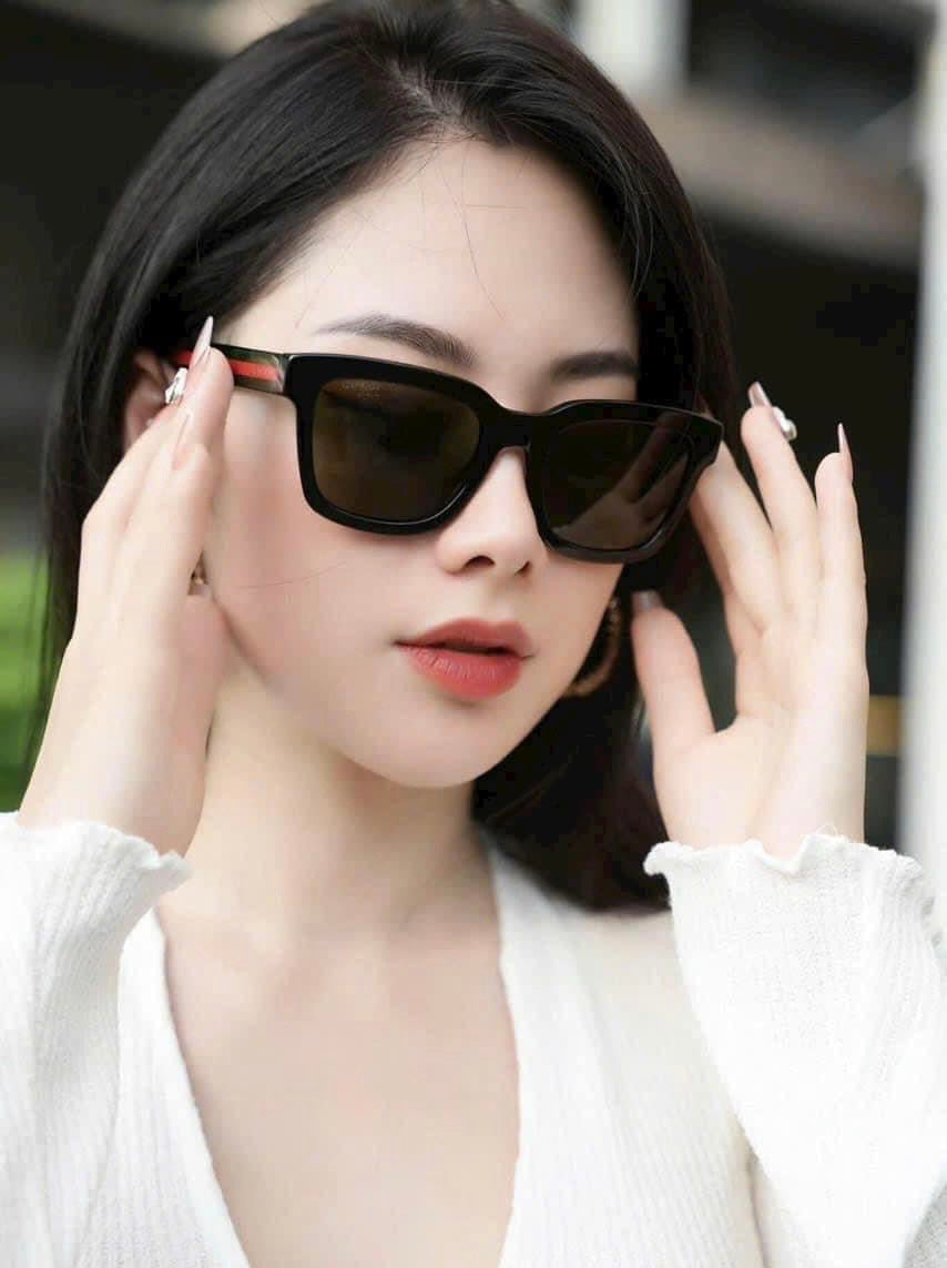 GUCCI GLASSES 018 (SMALL)