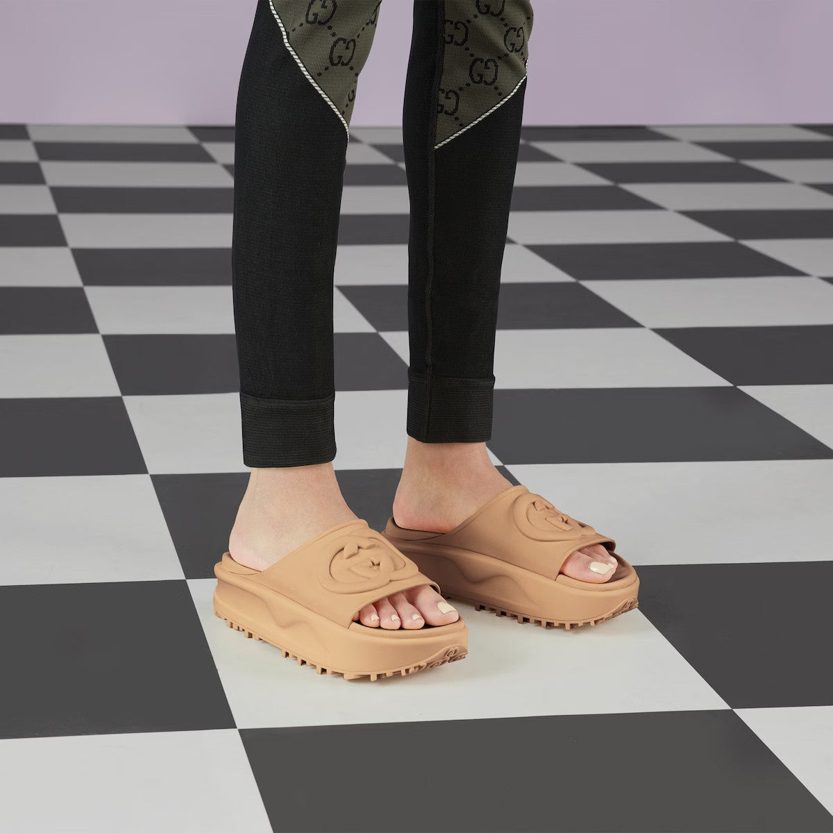 GUCCI SLIDES 44
