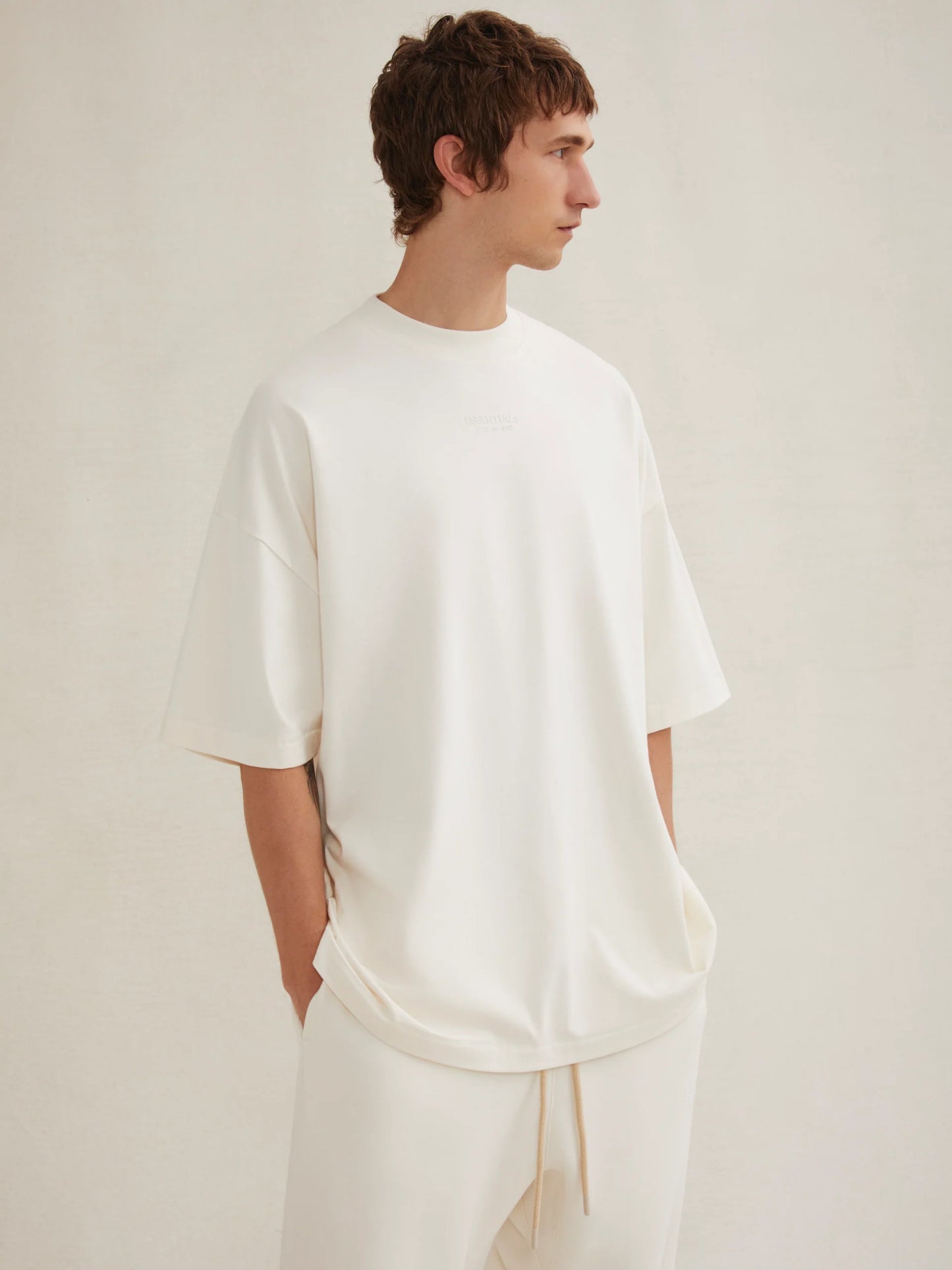 FOG ESSENTIALS T-SHIRT 21 (CLOUD DANCER)