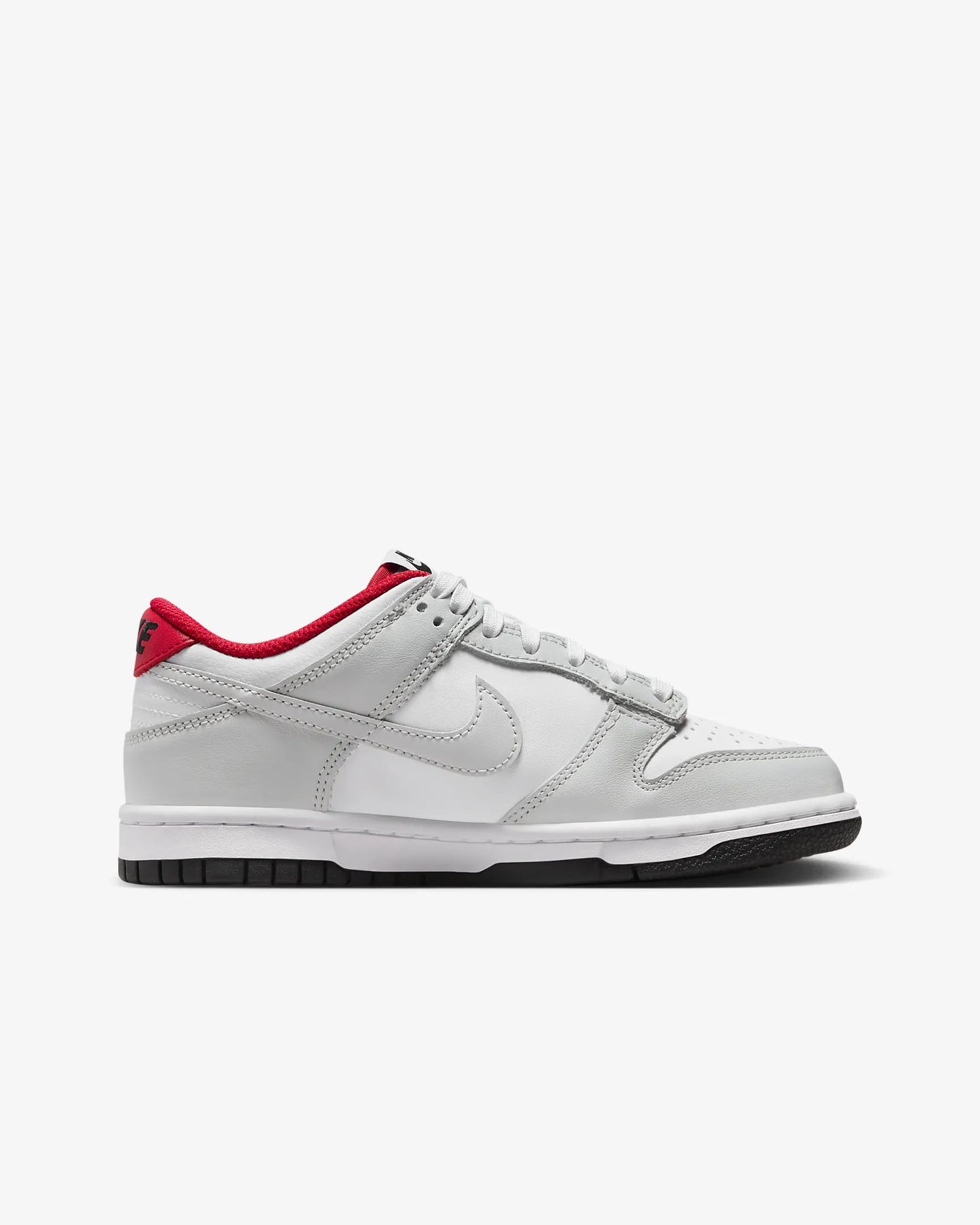 NIKE DUNK LOW "LUNA NEW YEAR"