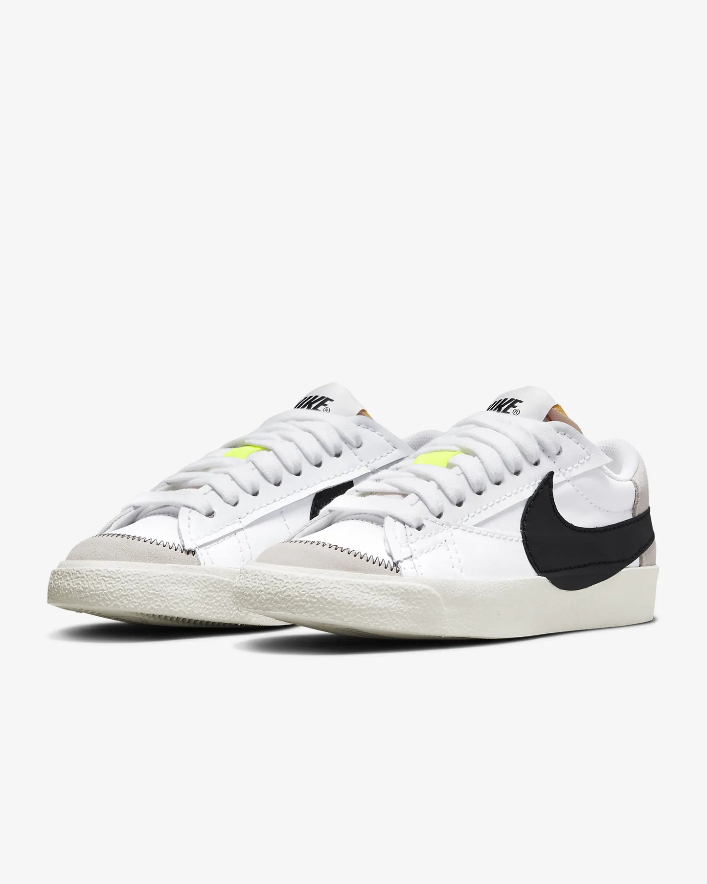 NIKE BLAZER LOW JUMBO 77