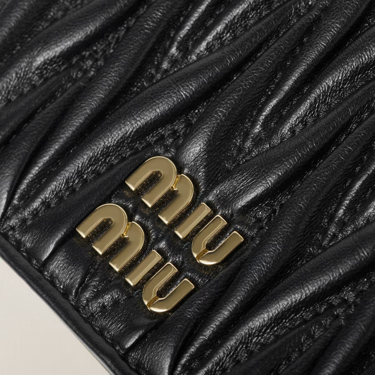 MIU MIU WALLET 01