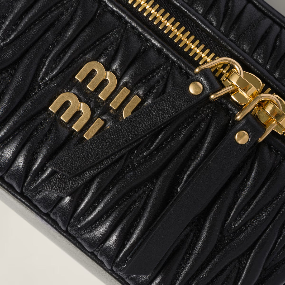 MIU MIU BAG 04