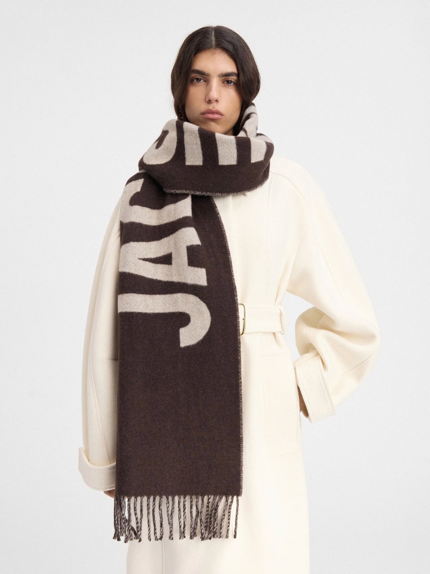 JACQUEMUS SCARF 03