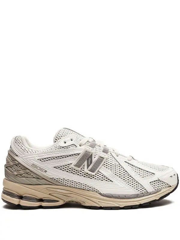 NEW BALANCE SNEAKER 07