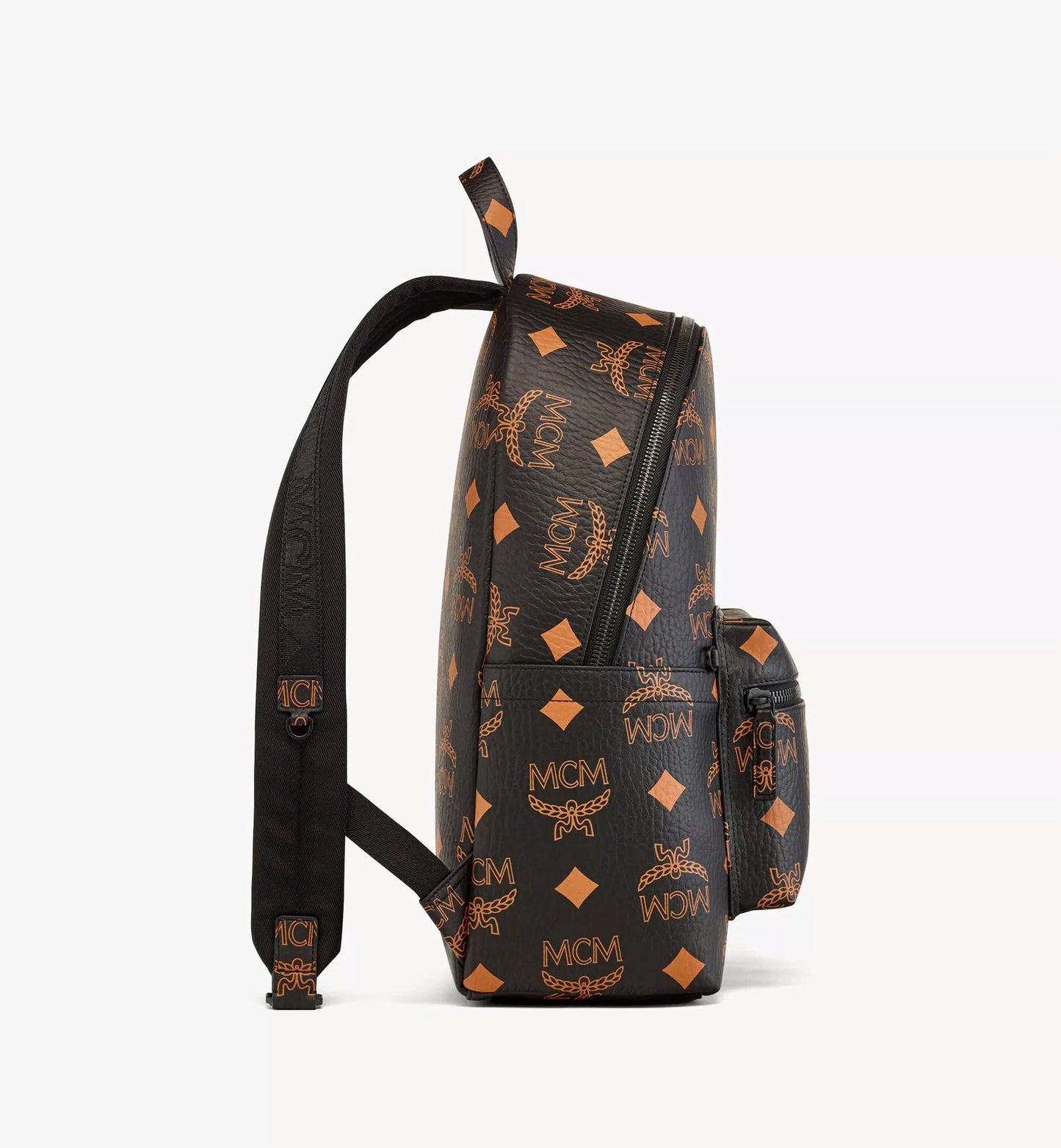 MCM BACKPACK 17 (MEDIUM)