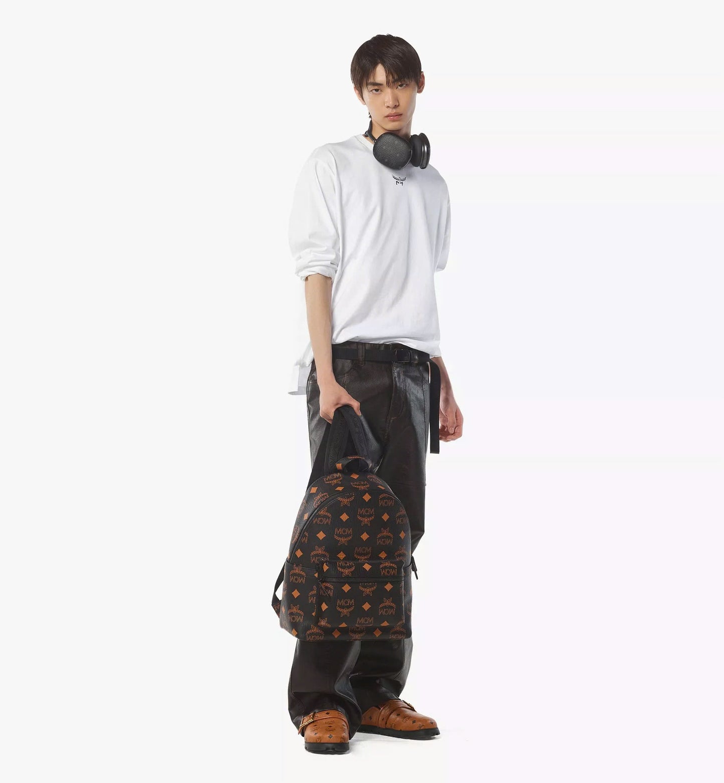 MCM BACKPACK 17 (MEDIUM)