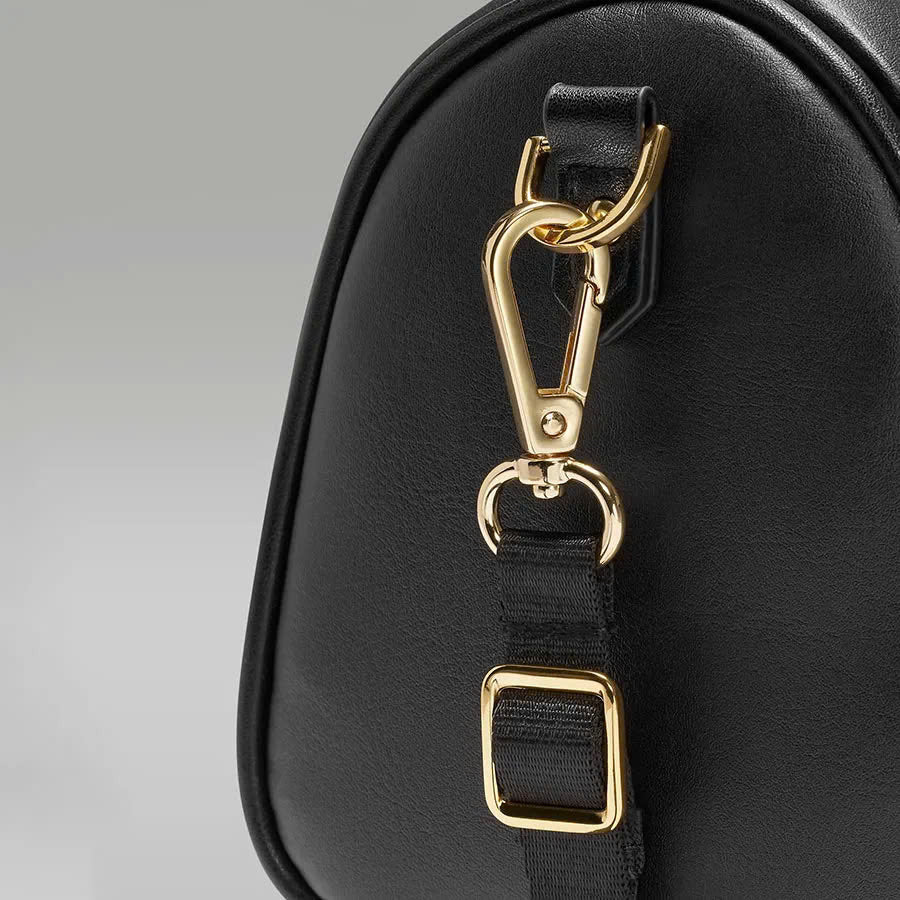 NIKE JORDAN BAG 01