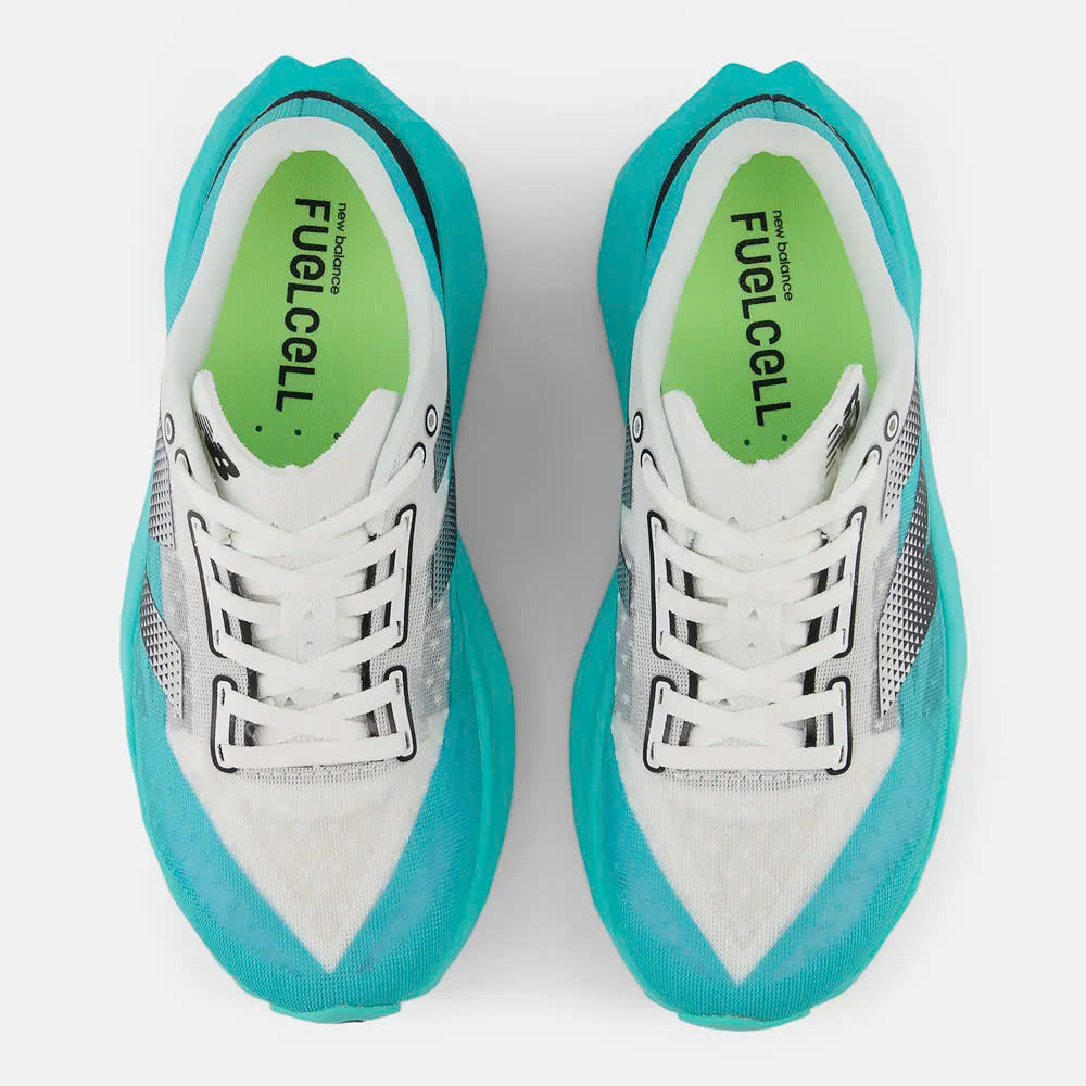 NEW BALANCE SNEAKER 10
