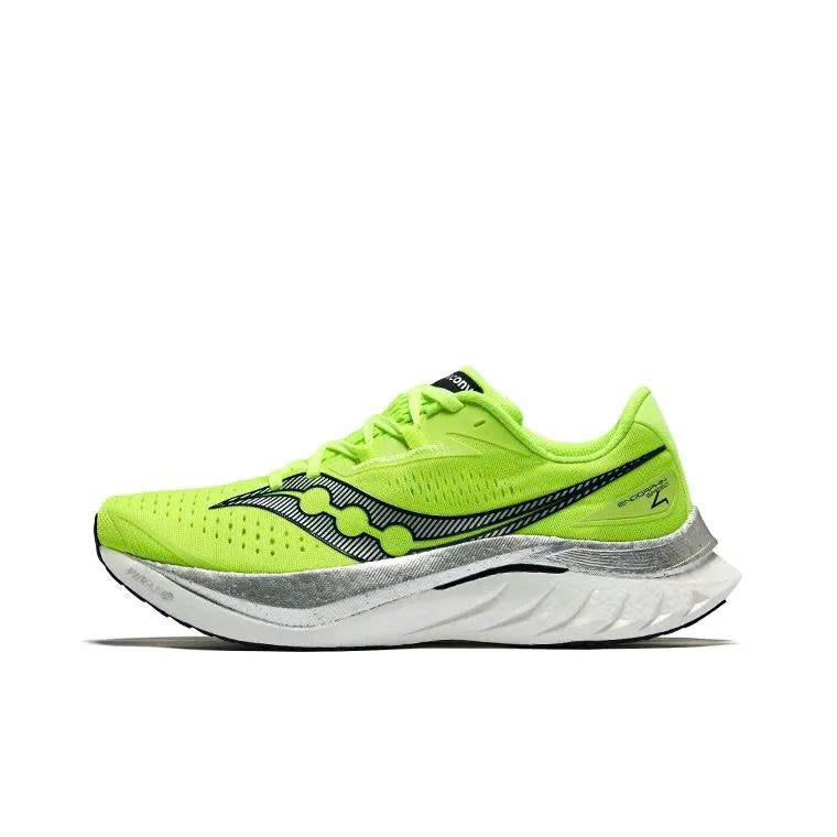 SAUCONY SLAY SNEAKER 04