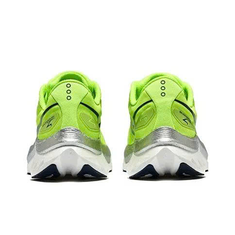SAUCONY SLAY SNEAKER 04