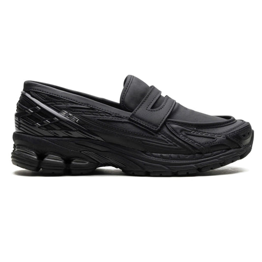 NEW BALANCE SNEAKER 13