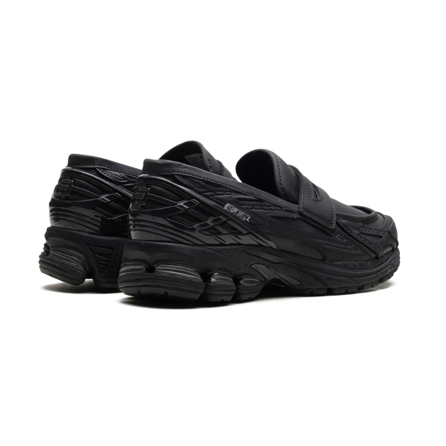 NEW BALANCE SNEAKER 13