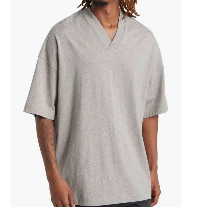 FOG ESSENTIALS T-SHIRT 31 (DARK HEATHE V-NECK)
