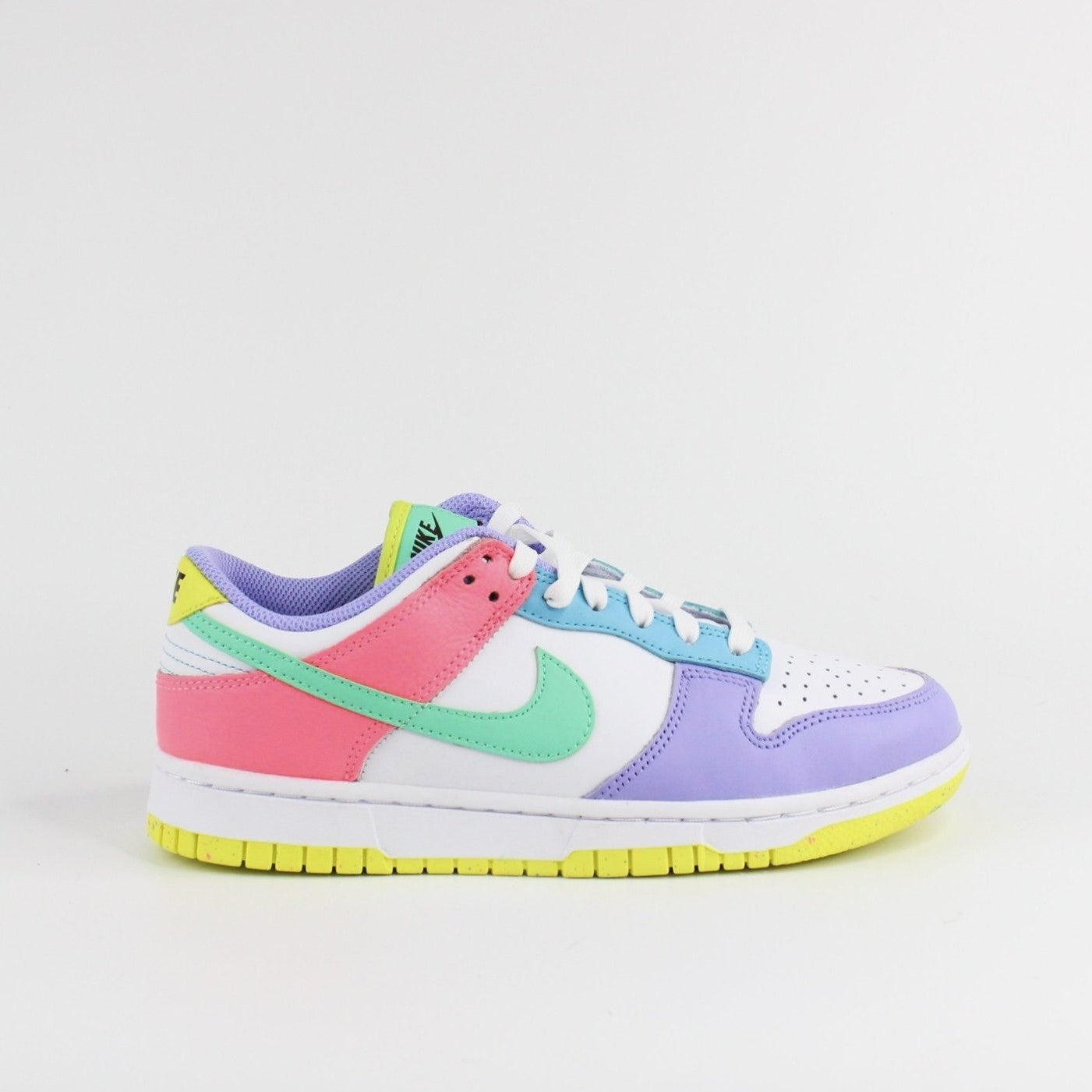 NIKE DUNK LOW EASTER (W)