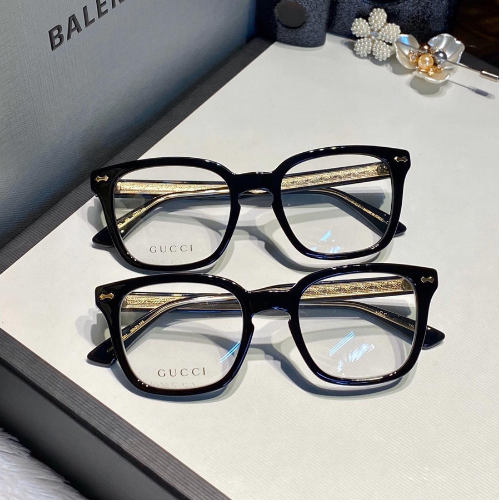 GUCCI GLASSES 003
