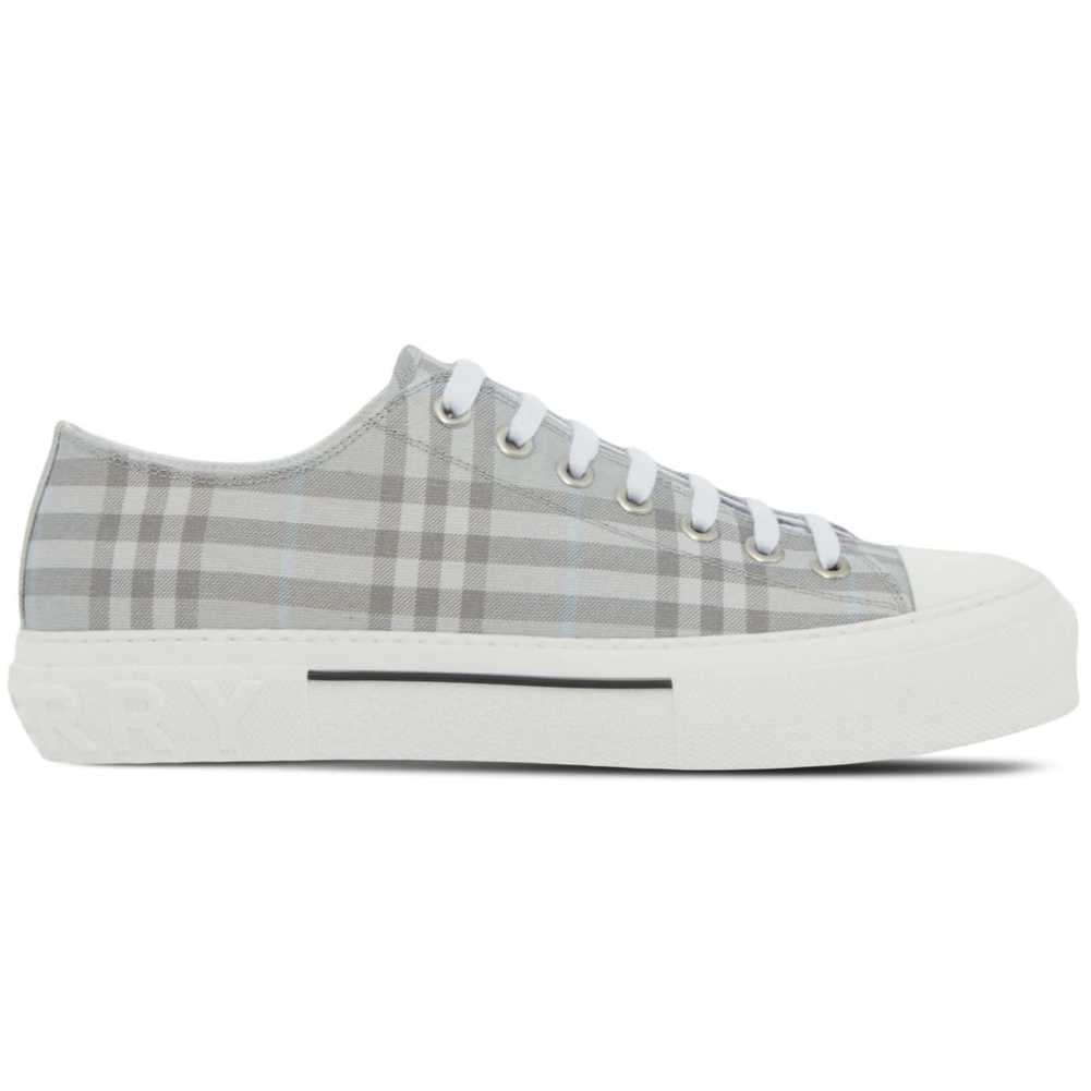BURBERRY SNEAKERS 02