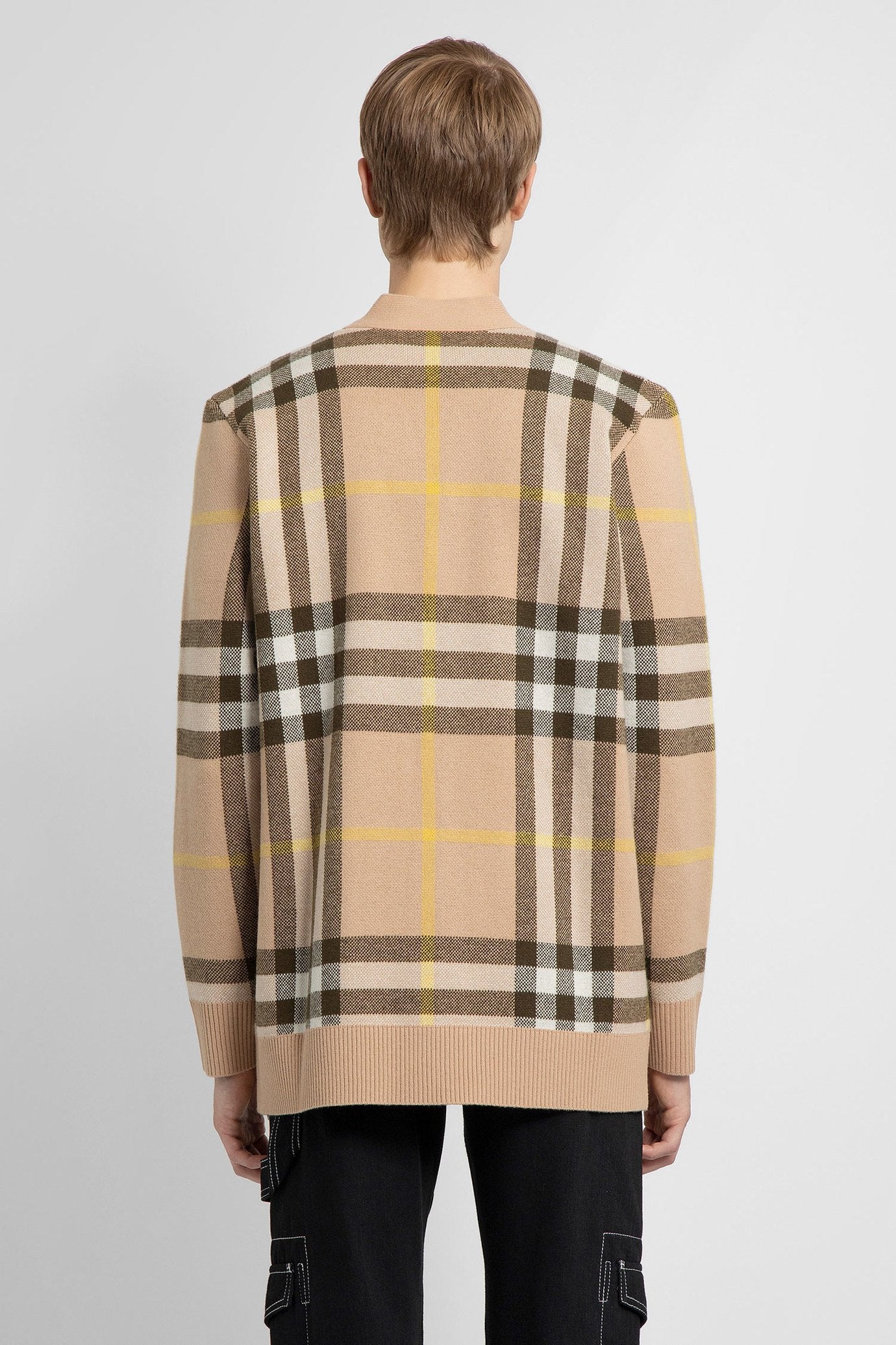 BURBERRY CARDIGAN 04