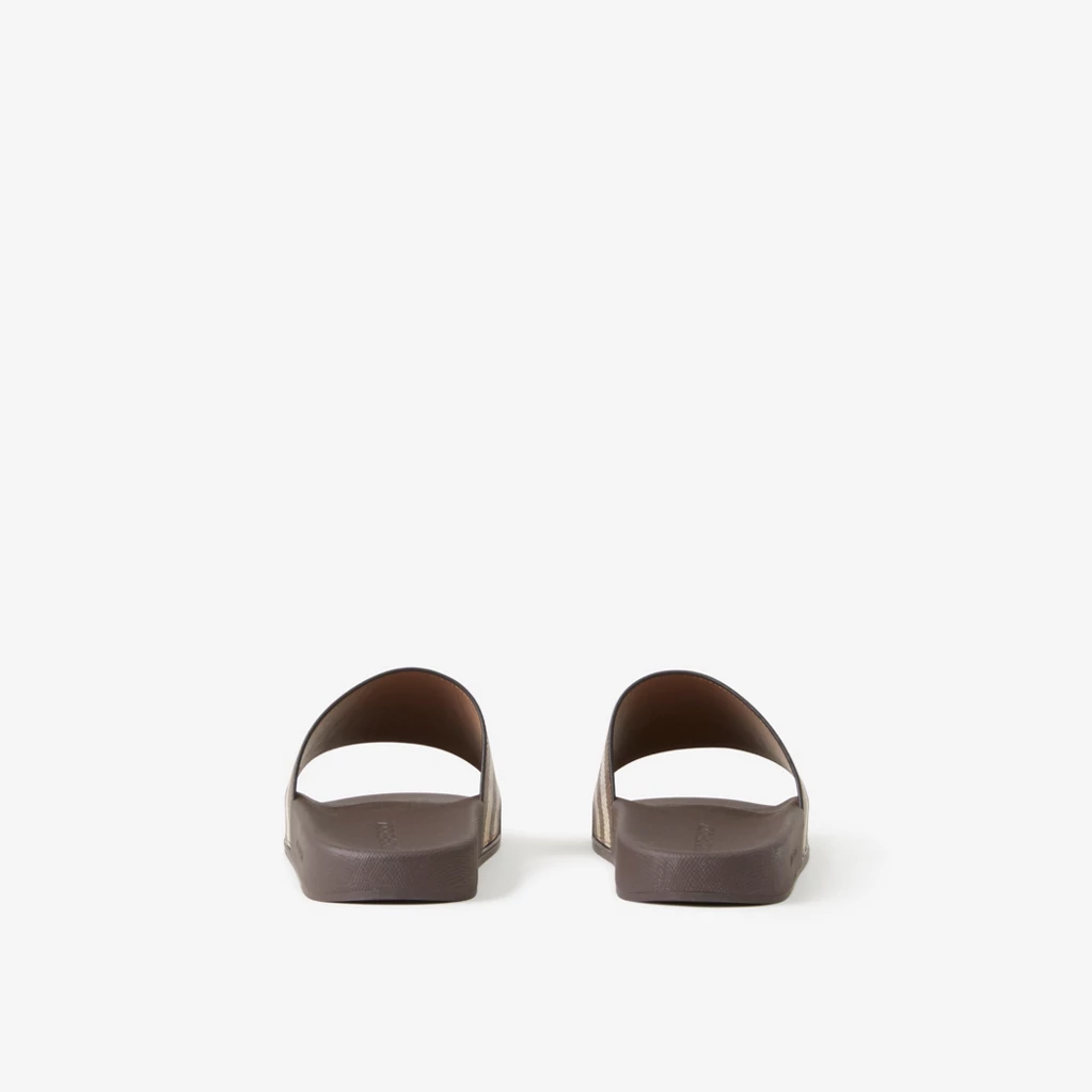 BURBERRY SLIDES 07