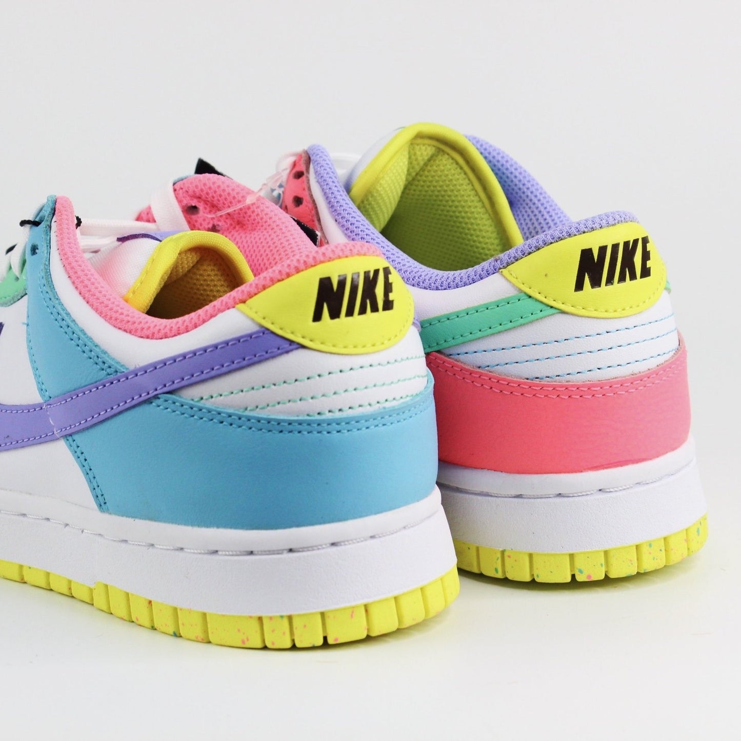NIKE DUNK LOW EASTER (W)
