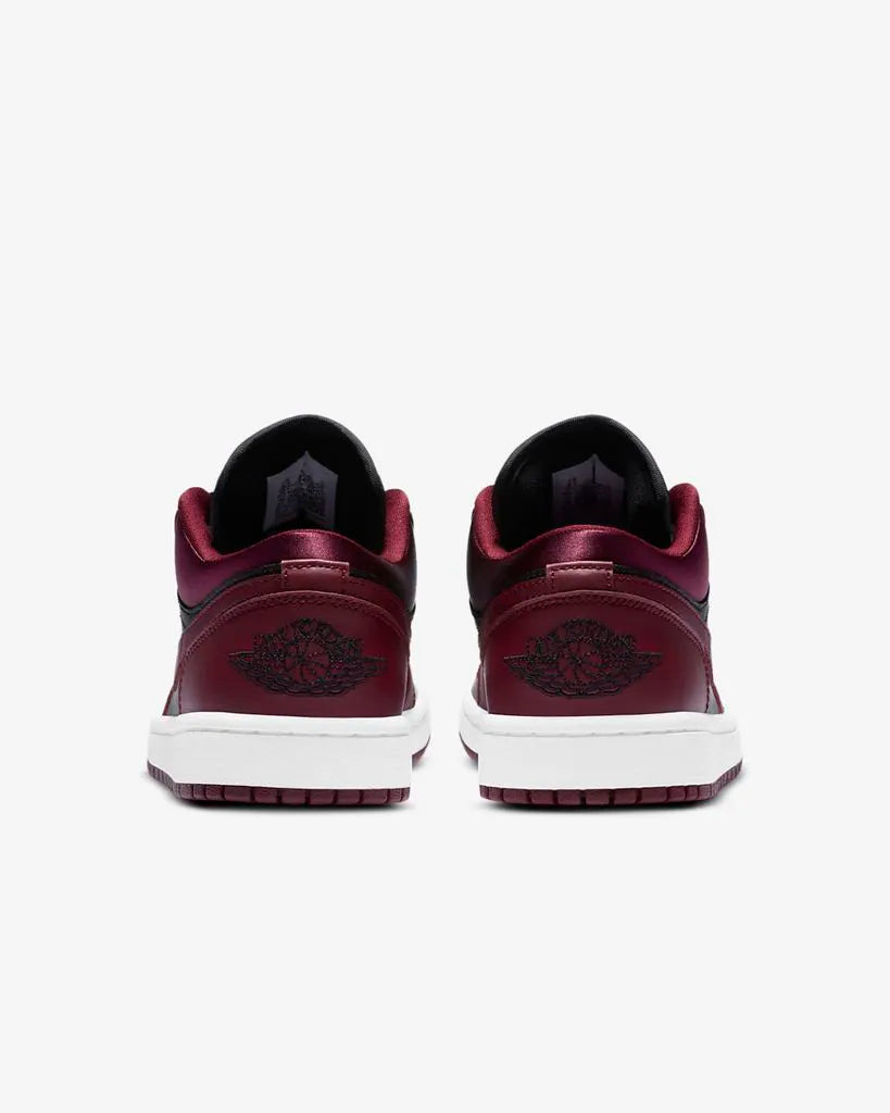 JORDAN 1 LOW DARK BEETROOT BLACK (W)